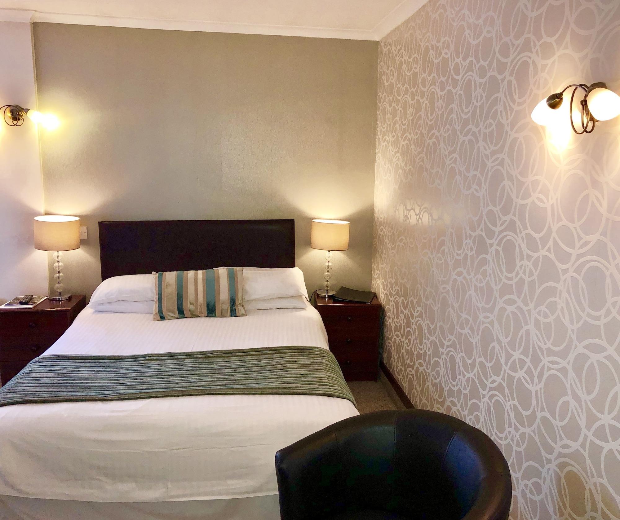 Best Western Compass Inn Tormarton Екстер'єр фото
