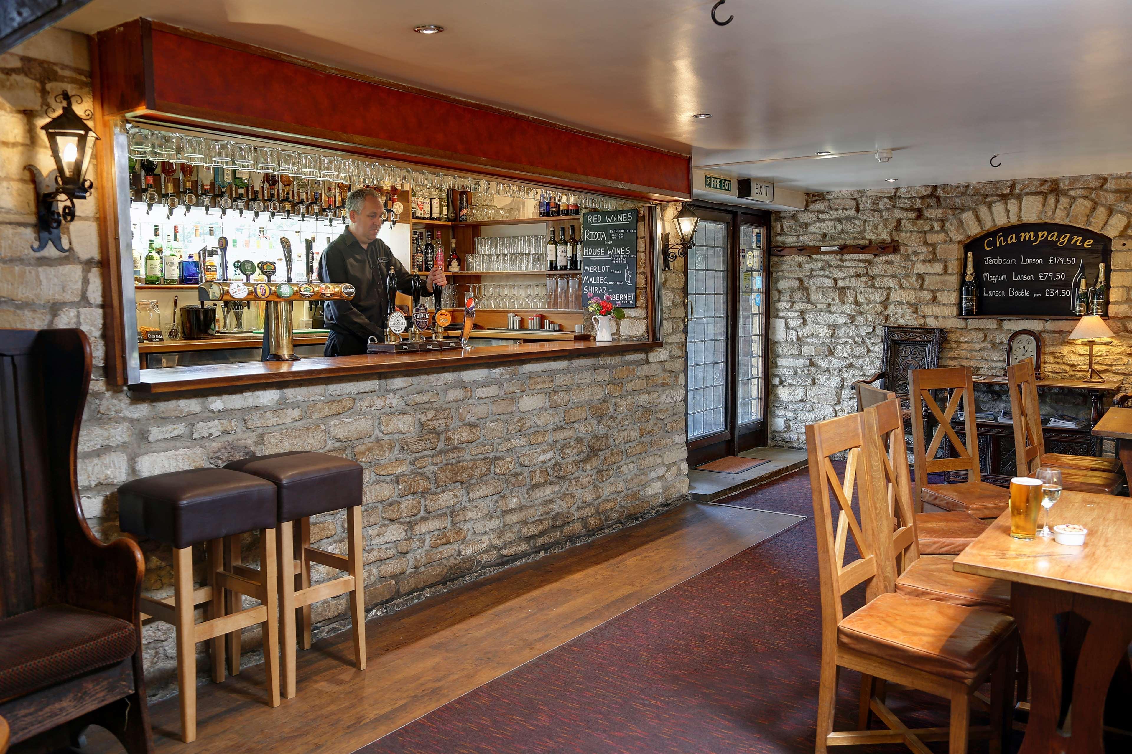 Best Western Compass Inn Tormarton Екстер'єр фото